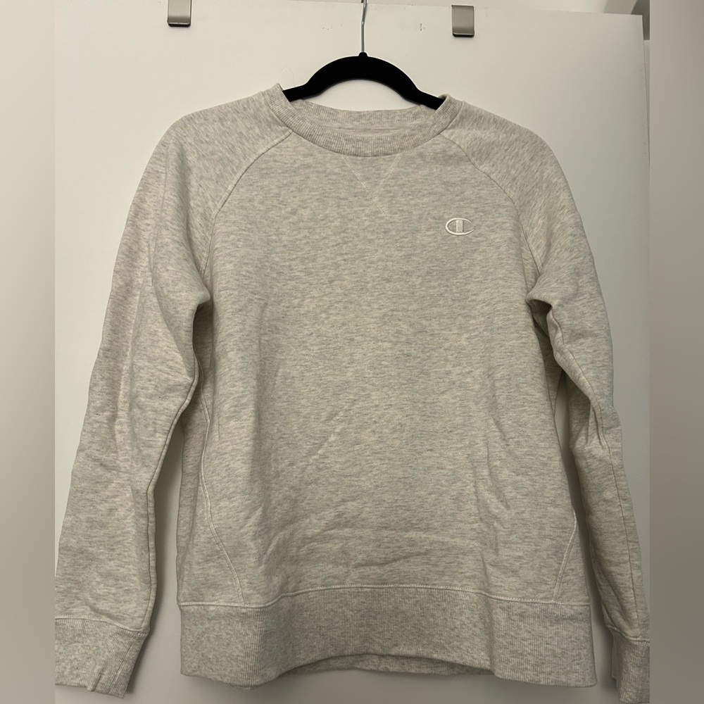 Champion Women's Light Gray Crew Neck Sweater